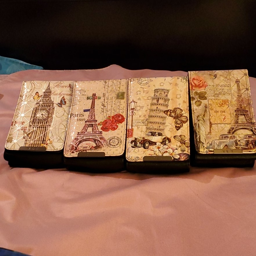Paris crossbody